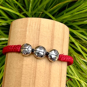 Red bracelet-Ladybug bracelet-Ladybird bracelet-Good luck bracelet-Ladybug gifts-good luck gift-Handmade bracelet-Wish bracelet -Lady bug