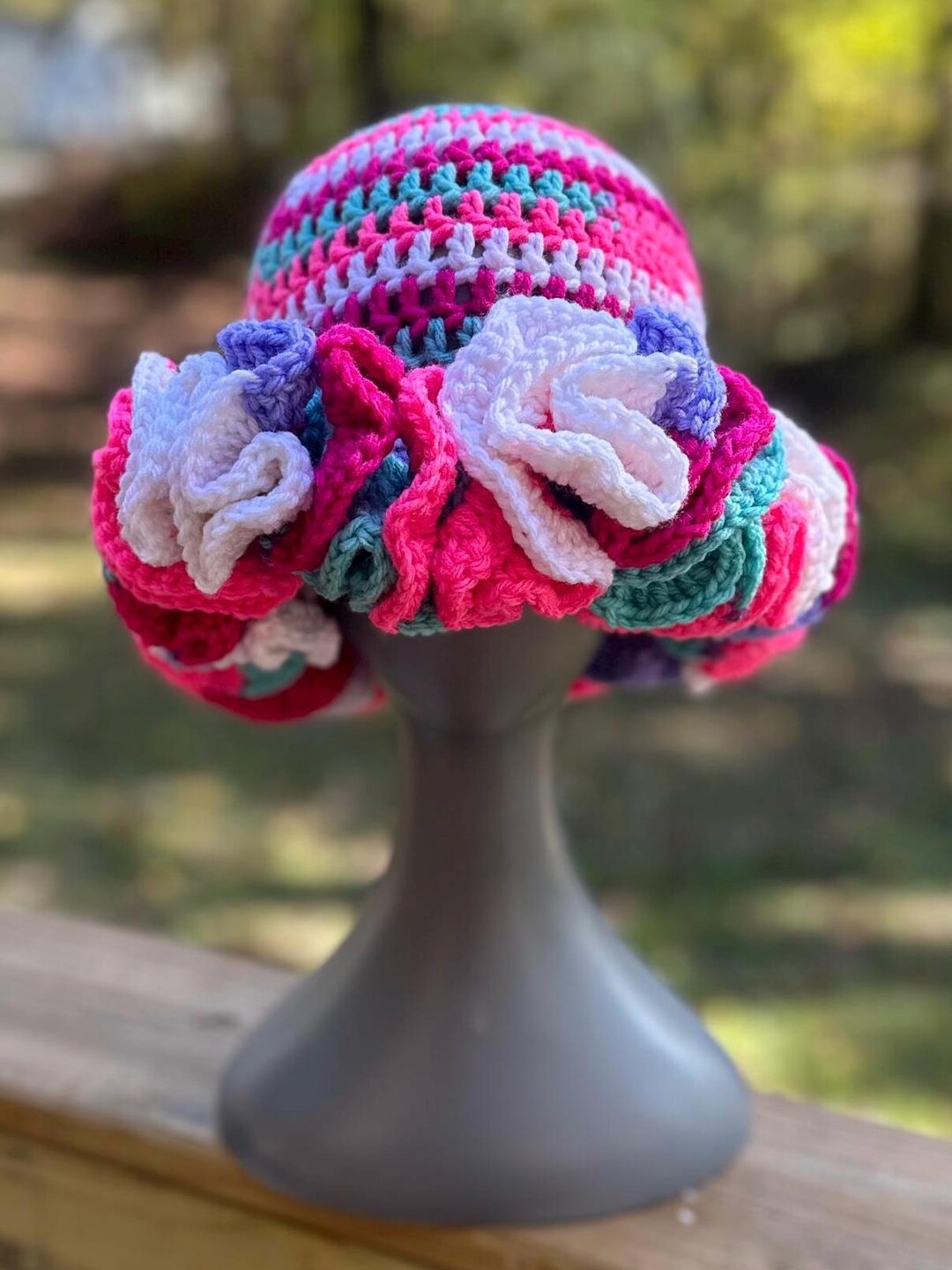 FLORETTE Crochet Bucket Hat In Pink