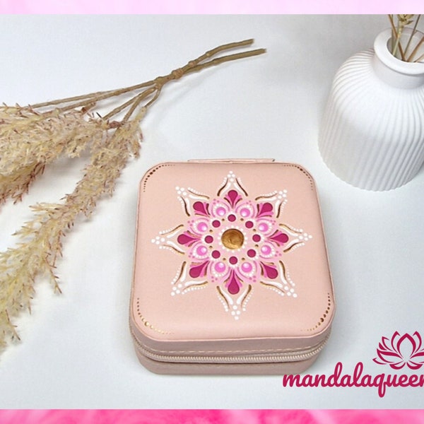 Schmuckschatulle rosa mit einem zarten Mandala verziert für besondere Schmuckstücke oder für die Reise, Reiseetui, Geschenkidee