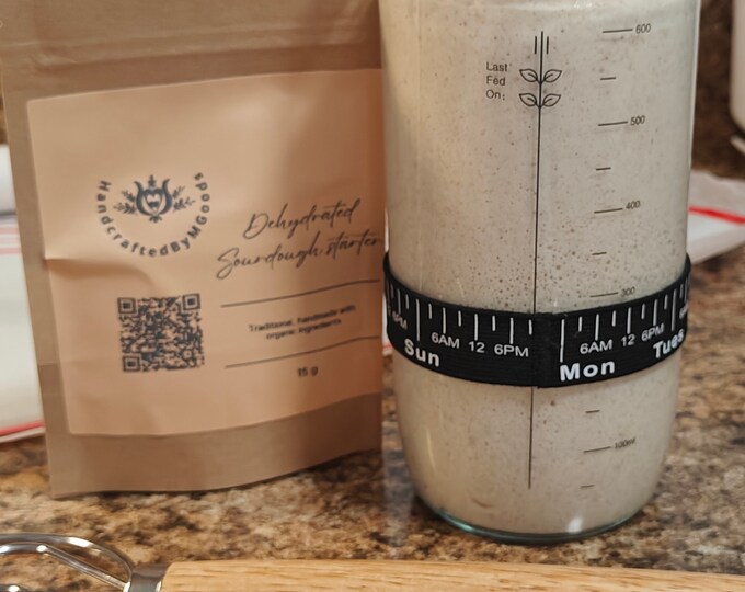 Dehydrated Sourdough Starter Kit: Organic Ingredients, Glass Jar & Accessories