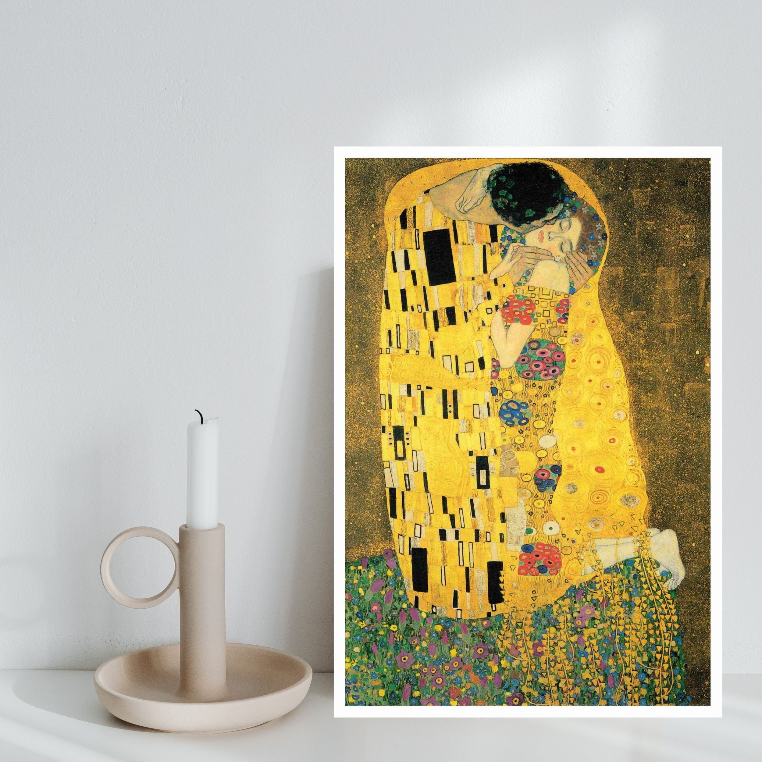 接吻 絵画 クリムトの絵画の前で「接吻」を 写真4枚 国際ニュース：AFPBB News