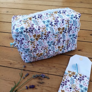 Grande trousse de toilette matelassée "Oslo" / Doublure tissu imperméable / Étui brosse à dents en option