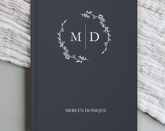 Monogrammerad inbunden anteckningsbok, personlig present, linjerade sidor