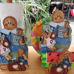 Conjunto de guardanapo e prato de gengibre com papel toalha