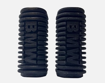Par de reposapiés de goma para BMW K100 / K75 LOGO