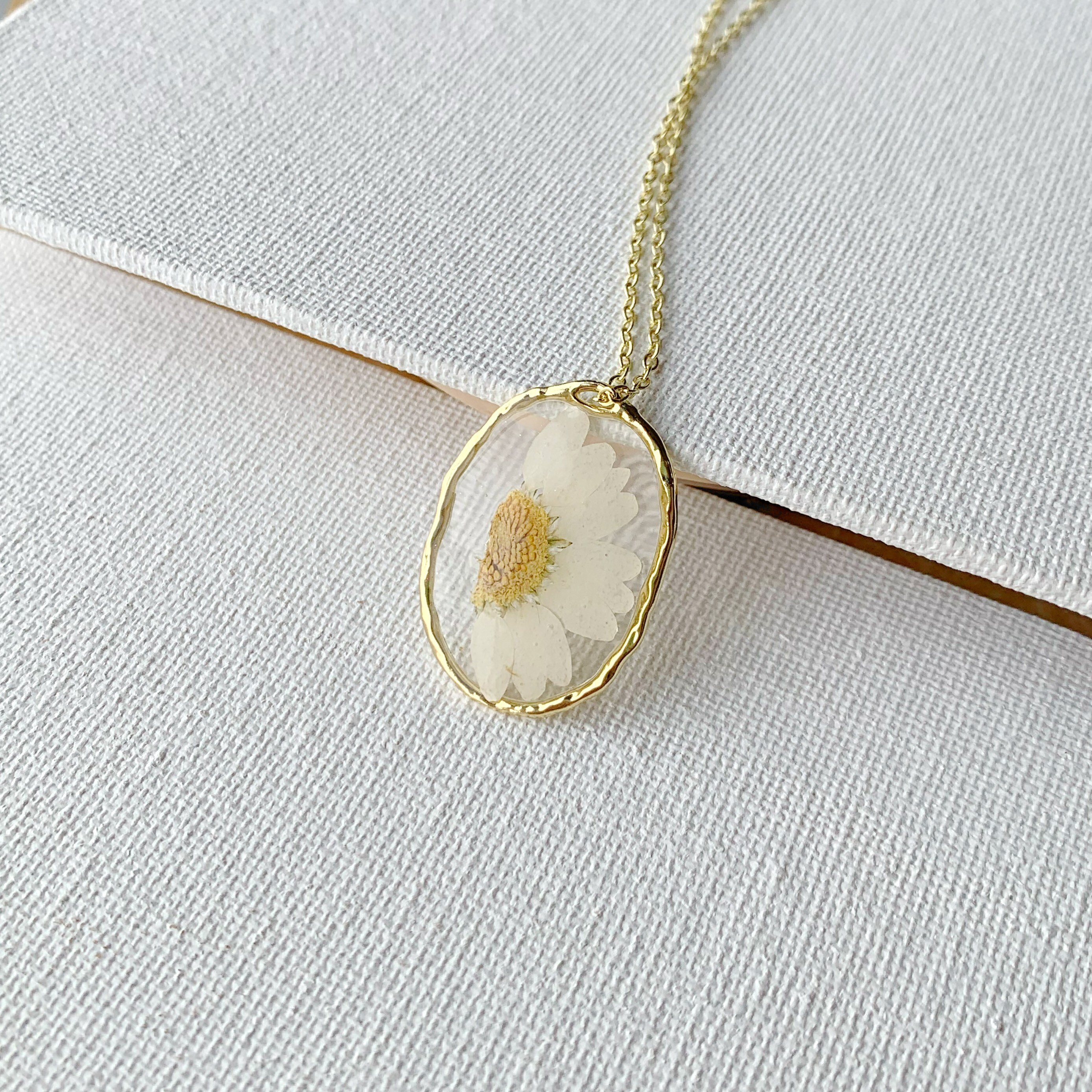 Gold Daisy necklace gold daisy earrings pressed flower Etsy