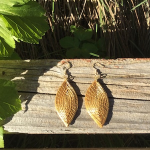 Vegetable Gold Earrings - Capim Dourado