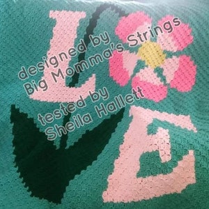 C2C (diagonal box stitch) Love Flower