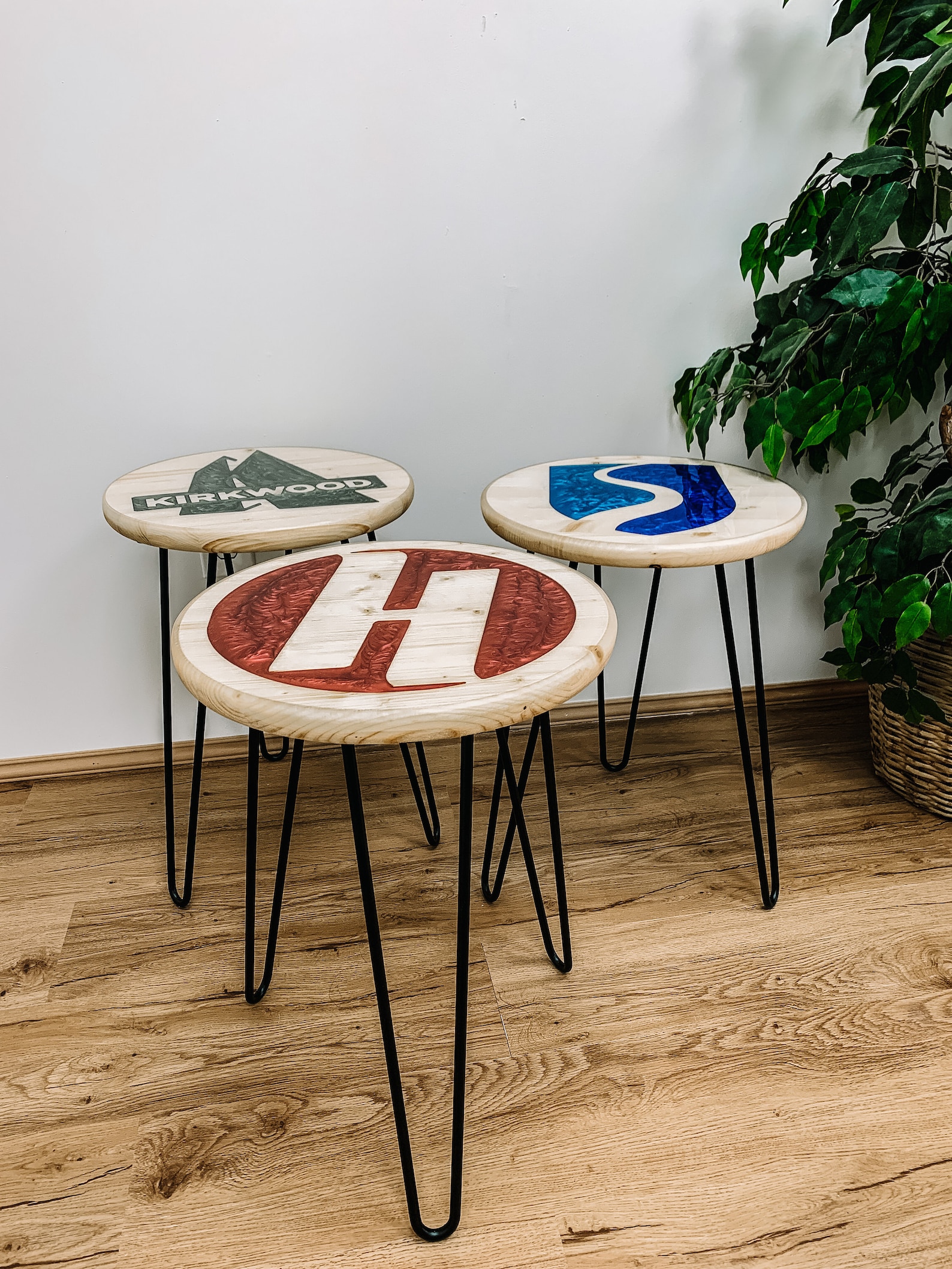 Personalized Logo Round Table Brand Sign City Map Table Etsy