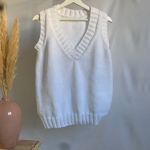 Sleeveless sweater