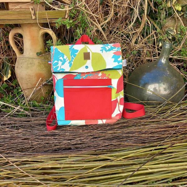 Sac à dos femme en tissu coton recyclée avec trois poches de rangement