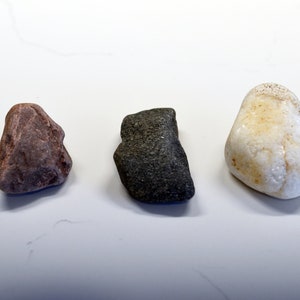 Sea Stones - Beach Rocks - Raw Beach Stones - Beach Stones - Arts and Crafts Rocks - Aquarium Rocks - Natural Rocks - Pretty Stones