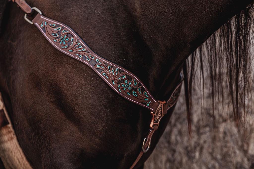 Ensemble de colliers de poitrine en cuir avec motif floral fait à la main - 4 motifs au choix - Motif 02 - Taille complète