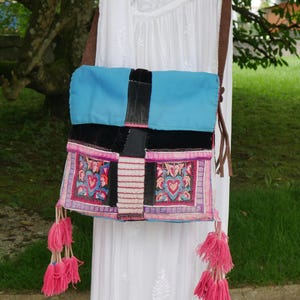 Handtaschen für Damen, Umhängetaschen für Damen, Tragetasche. Einzigartige, einmalige Tribal-Ethno-Hmong-Stickerei.