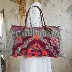 Handtaschen für Damen, Umhängetaschen für Damen, Tragetasche. Einzigartige, einmalige Tribal-Ethno-Hmong-Stickerei. Dies ist keine gebrauchte Tasche.