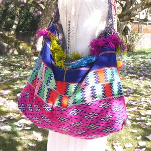 Nicht aus zweiter Hand. Handtasche für Damen, Umhängetasche, Tragetasche. Einzigartiges Einzelstück, ethnische Stammesstickerei der Karen.