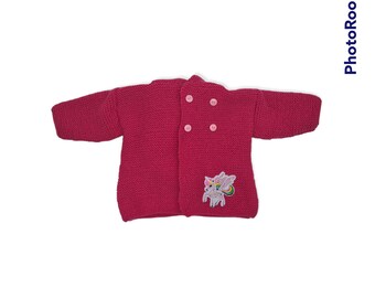 Gilet tricoté rose à capuche