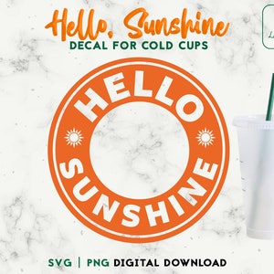 Pu&ograve; includere: Adesivo rotondo arancione e bianco con il testo "Hello Sunshine" per bicchieri freddi. L'adesivo &egrave; su uno sfondo di marmo bianco.