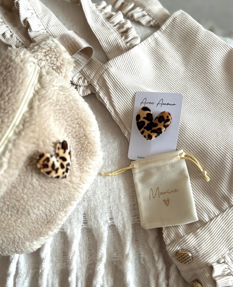 Velvet leopard heart brooch With Love and its personalized velvet pouch image 1