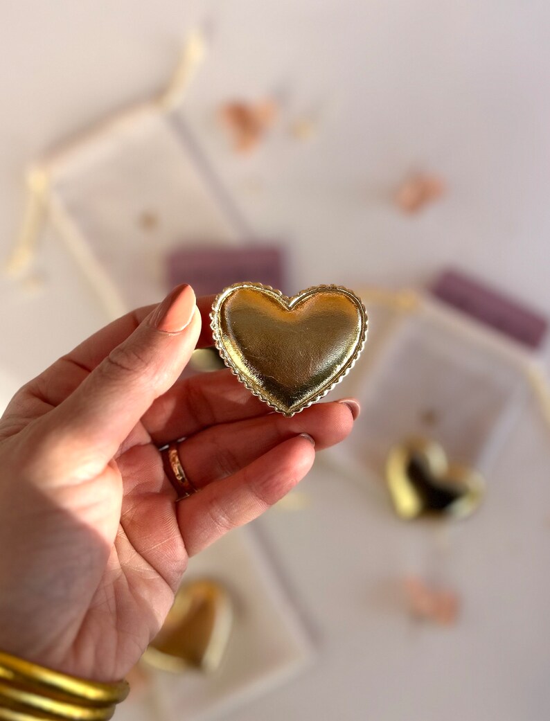 Golden heart brooch My grandma with a big heart image 4