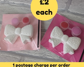 Bow Paint Your Own Party Bag Favour: Large Bow Craft Kit