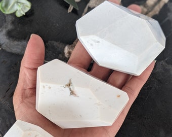 White Ocean Jasper Freeform: Polished Standing Crystal, Druzy Stone