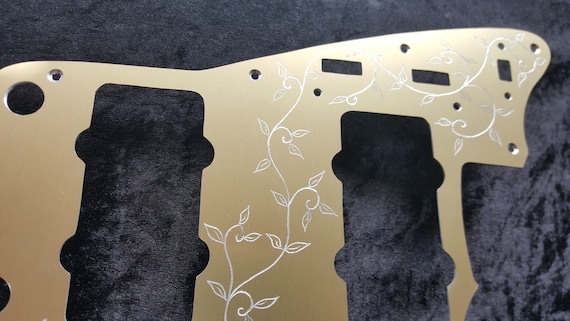 ジャズマスター - フェンダーUSA、MIM、スクワイアジャズマスターに