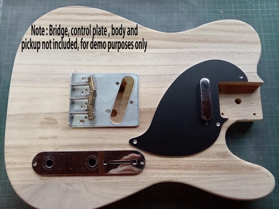 Vintage 5-Hole Telecaster Pickguard – Fits USA / Mexico Tele, KAISH Plastic, Black
