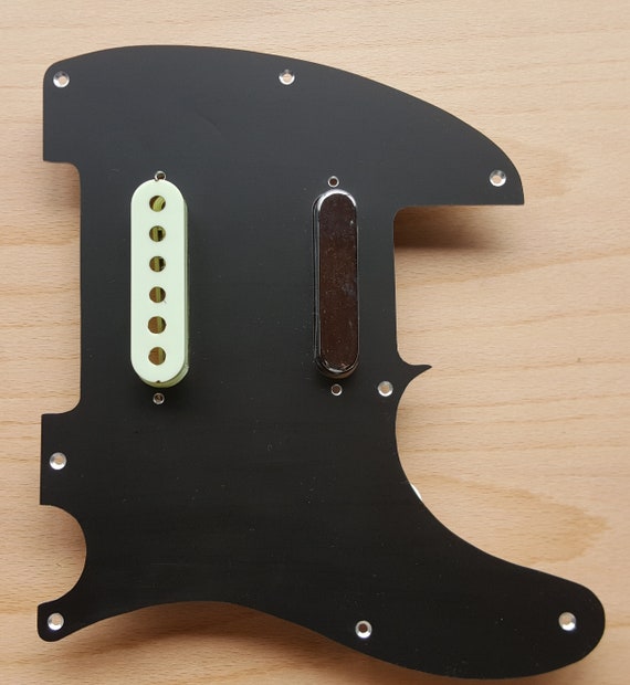 テレキャスター　ナッシュビル　カスタム Amazon | Fender エレキギター DELUXE NASHVILLE TELECASTER®, MAPLE