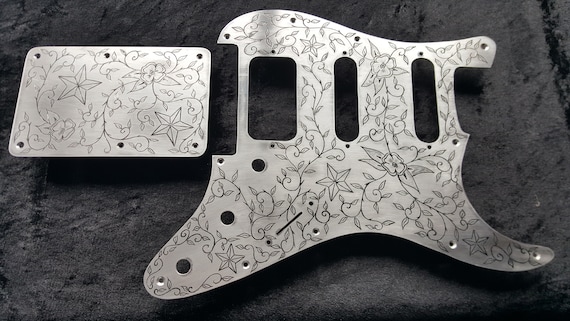 Graded Guard Pickguard HSS Per Chitarra ST - Piastra Frontale E Posteriore Con Viti, Materiale Celluloid/vinyl, Marca FLEOR Piastra Chitarra ST - Foto 7