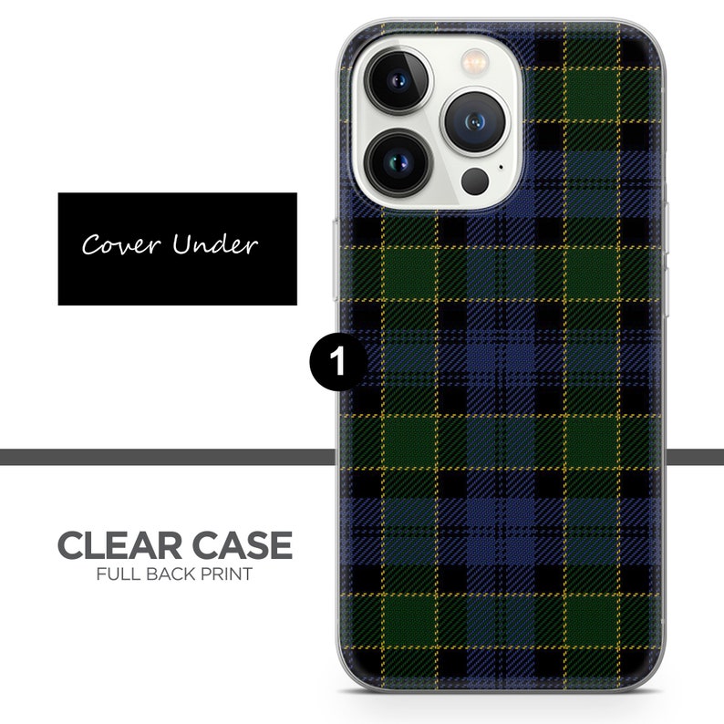 Peut inclure: Une coque de t&eacute;l&eacute;phone transparente avec un motif &eacute;cossais noir, vert et bleu. La coque est con&ccedil;ue pour un iPhone avec un renflement de cam&eacute;ra. Le texte "Cover Under" est visible sur l'image.