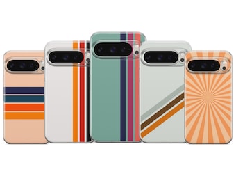 Può includere: Cinque custodie per smartphone disposte in fila, ognuna con un design distinto. I motivi includono strisce orizzontali, verticali, linee diagonali e un motivo a raggiera in varie palette di colori tra cui arancione, blu, verde e bianco.