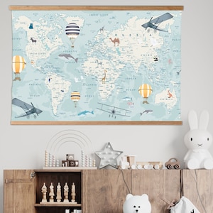Weltkarte Leinwand, Reise Wandkunst, Kunst | Kinder Weltkarte, Kinderzimmer Wand Dekor, Aquarell Weltkarte, Tier Weltkarte