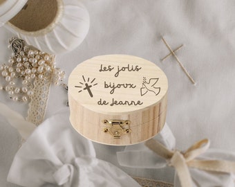 Boîte à Bijoux Enfant en Bois Gravé Personnalisé baptême : Un Trésor Unique pour Votre Petit Trésor