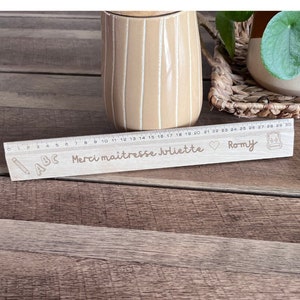 Regalo de maestro/maestro de fin de año escolar - gracias maestro - regla de madera grabada personalizada