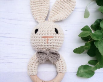 Hochet bébé personnalisé / Lapin tricot