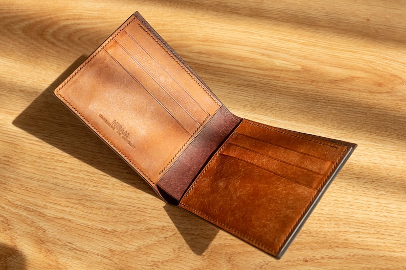 CLASSIC BIFOLD wallet, billfold minimal slim image 5