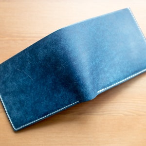 CLASSIC BIFOLD wallet, billfold minimal slim image 8