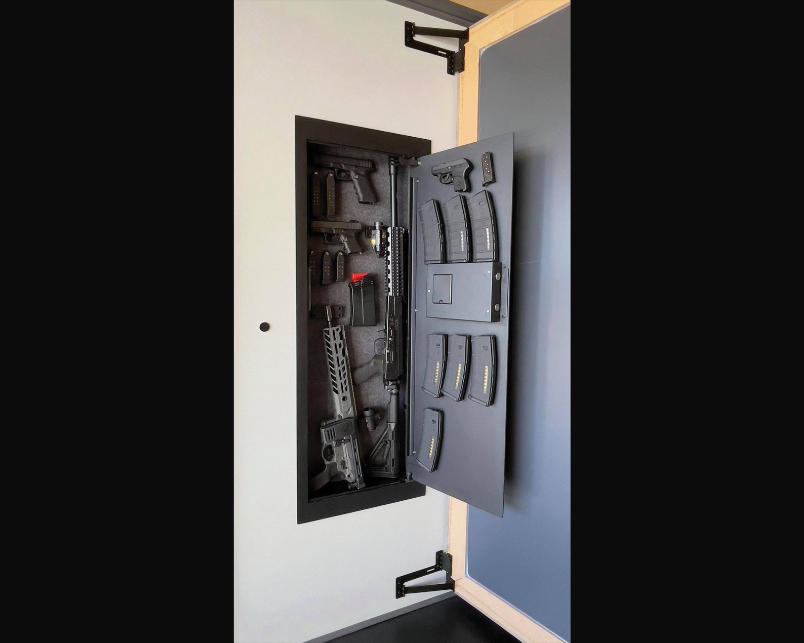 Hidden Picture Frame Hinges, Concealed Storage, Hidden Wallsafe