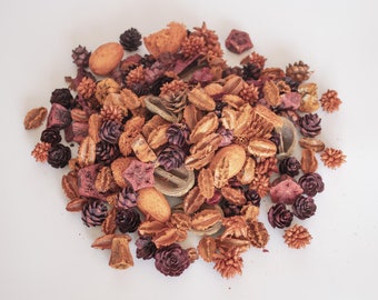 Potpourri, natural scented decorative dried plants, Green Tea, Jasmine, Magnolia, Orchid, Rose, Verbena, Darshan, Patchouli