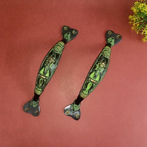 Dhokra Art unik dörrhandtagsset | Mässingsstamman som spelar trumma design sovrumshandtag pardekor