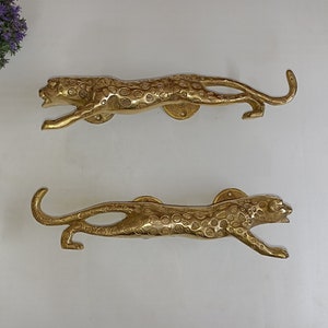 Bright Golden Panther Door Pull Hardware | Brass Wild Jaguar Unique Theme Door Grab Handle Decor