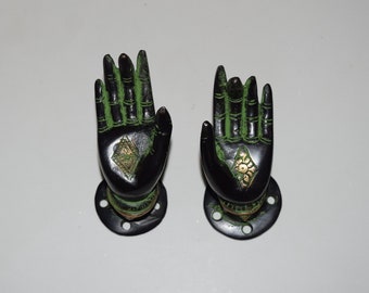 Buddha Hand Figural Knob 3.5'' Inches Brass | Beautifully Carved Woman Hands Medium Door Handles | Total Weight- 265 x 2 = 530 Grams Approx.