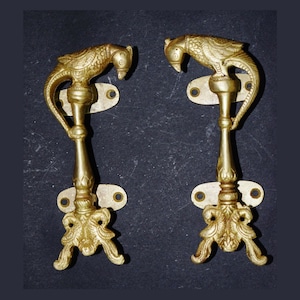Engraved Parrot Door Pull | Brass Royal Theme Door Handle Pair | Home Door Windows Decor