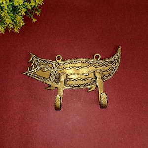 Alligator Unique Design Hook Wall Decor | Brass Tribal Art Reptile Theme Home Key Holder | Home Entryway Wall Hanging Decor