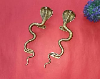 毒蛇型ドアハンドル | 真鍮製蛇型ドアハンドル（ペア） - Etsy 日本