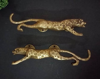 Brass Jaguar Door Handle Set Round Base | Wild Cat Shape Door Pull | Almirah Cupboard Pull Decor