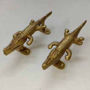 Brass Lake Alligator Door Handle | Reptile Lizard Door Pull Bedroom Grab Decor WSR