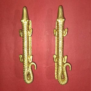 Saltwater Alligator Almirah Pull Set | Brass Reptile Theme Crocodile Design Door Handle | Entry Door Exterior Decor
