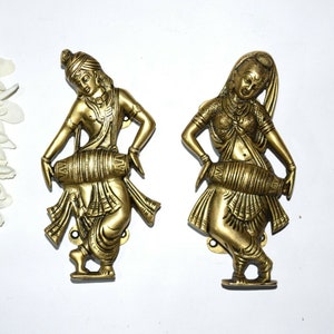 Radha Krishna Figurine Door Pull | Brass Hindu God Couple Door Handle | Almirah Cupboard Door Decoration